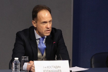  Заместник-министър Костадин Коджабашев представи актуална информация за работата на МВнР на редовния брифинг за медиите